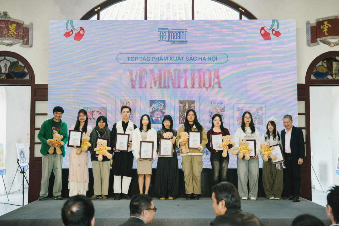 Show It NOW 2025 khép lại với triển lãm “RE:IMAGINE - Vì một Việt Nam tươi đẹp hơn” tại Trung tâm Văn hóa Nghệ thuật - 22 Hàng Buồm Show It NOW 2025 khép lại với triển lãm “RE:IMAGINE - Vì một Việt Nam tươi đẹp hơn” tại Trung tâm Văn hóa Nghệ thuật - 22 Hàng Buồm