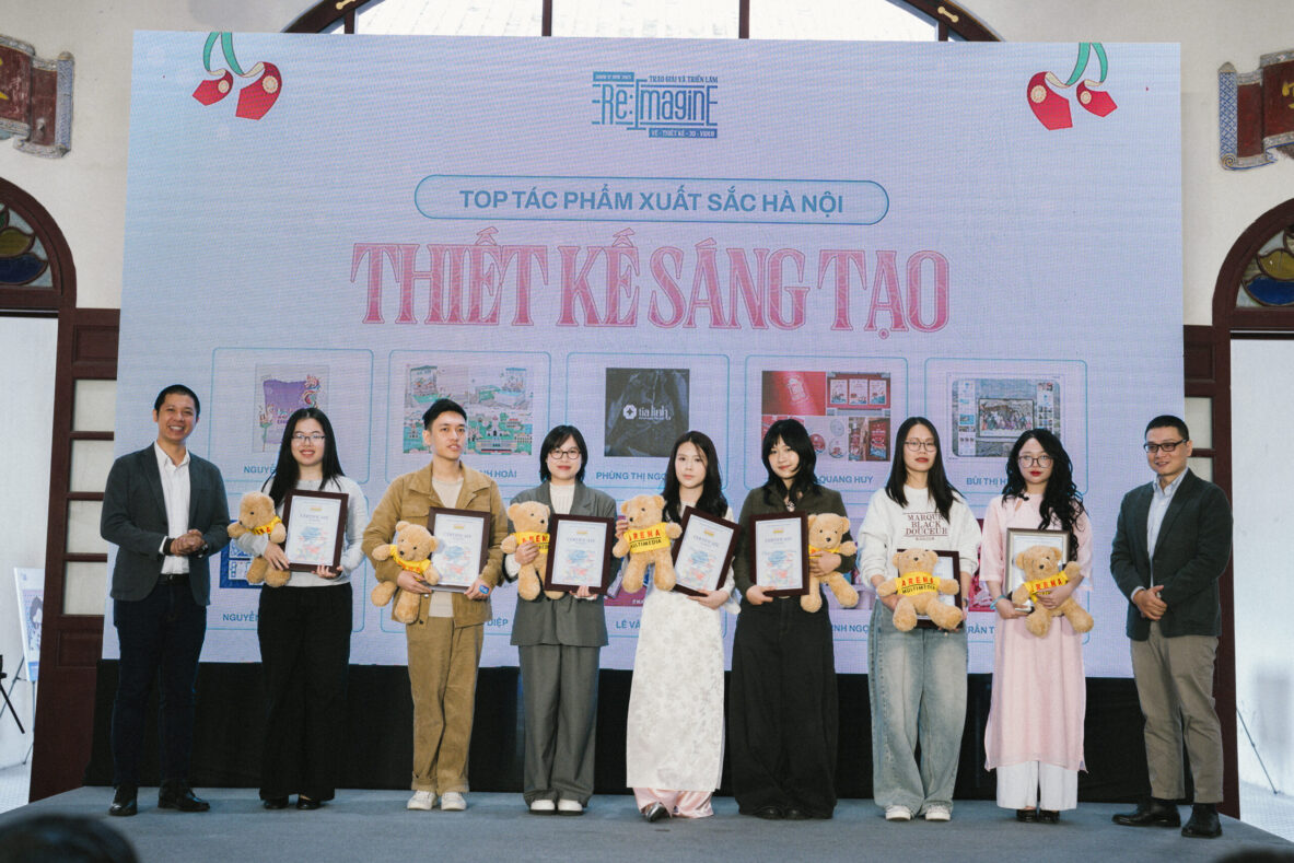 Show It NOW 2025 khép lại với triển lãm “RE:IMAGINE - Vì một Việt Nam tươi đẹp hơn” tại Trung tâm Văn hóa Nghệ thuật - 22 Hàng Buồm Show It NOW 2025 khép lại với triển lãm “RE:IMAGINE - Vì một Việt Nam tươi đẹp hơn” tại Trung tâm Văn hóa Nghệ thuật - 22 Hàng Buồm