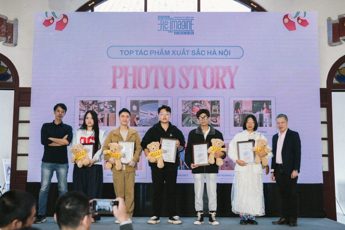 Show It NOW 2025 khép lại với triển lãm “RE:IMAGINE - Vì một Việt Nam tươi đẹp hơn” tại Trung tâm Văn hóa Nghệ thuật - 22 Hàng Buồm Show It NOW 2025 khép lại với triển lãm “RE:IMAGINE - Vì một Việt Nam tươi đẹp hơn” tại Trung tâm Văn hóa Nghệ thuật - 22 Hàng Buồm