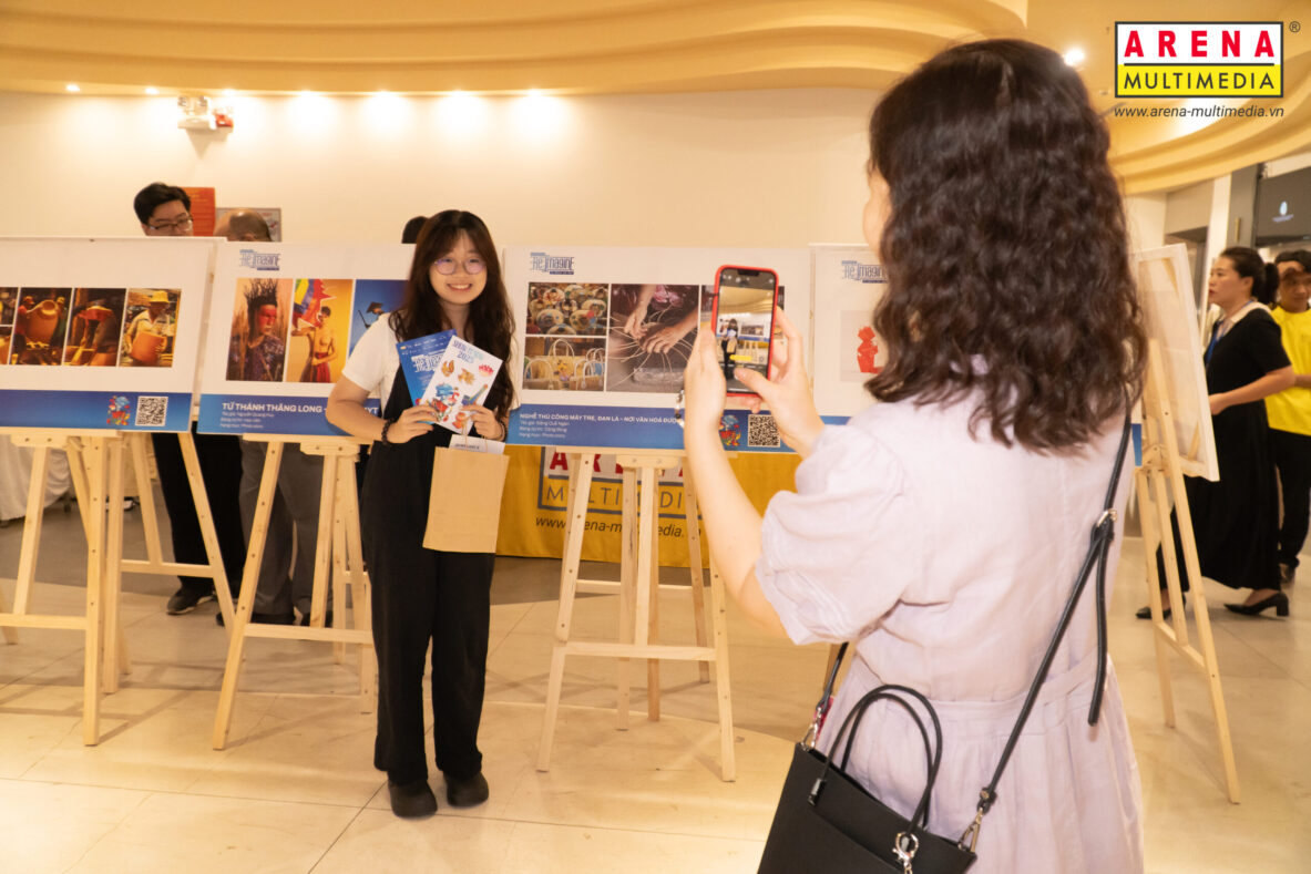 Toàn cảnh triển lãm Show It NOW 2025: Nơi tác phẩm tỏa sáng và cộng đồng gắn kết Toàn cảnh triển lãm Show It NOW 2025: Nơi tác phẩm tỏa sáng và cộng đồng gắn kết