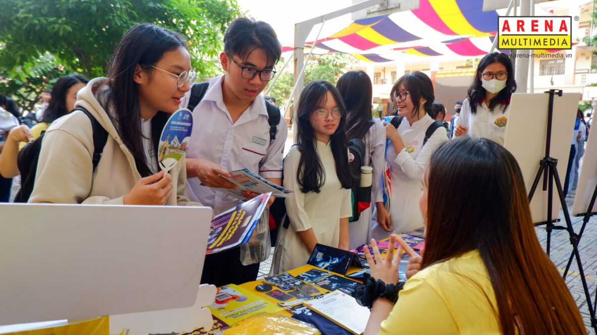 School Tour 2026 “Arena on the move” tại THPT Nguyễn Chí Thanh & THPT Tây Thạnh: Khi hướng nghiệp bắt đầu từ trải nghiệm và lắng nghe tâm tư