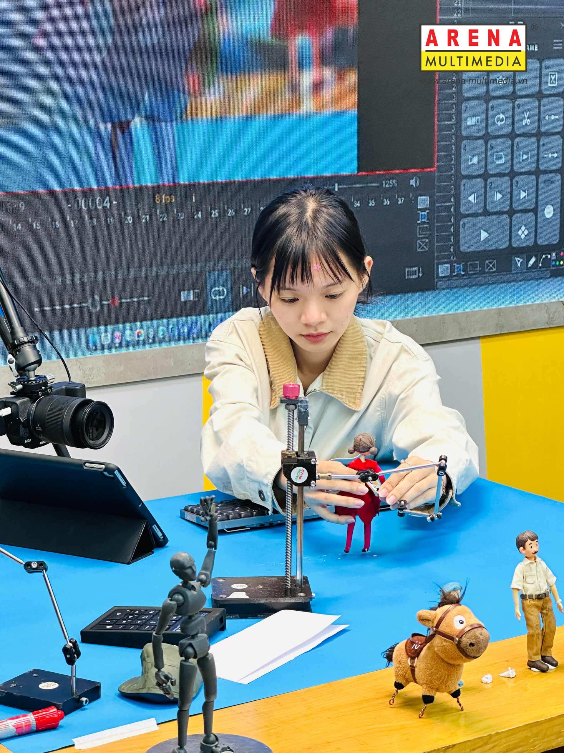 Trải nghiệm tạo một thước phim ngắn về Stop Motion ngay tại Workshop “The Making of Stop Motion” Trải nghiệm tạo một thước phim ngắn về Stop Motion ngay tại Workshop “The Making of Stop Motion”