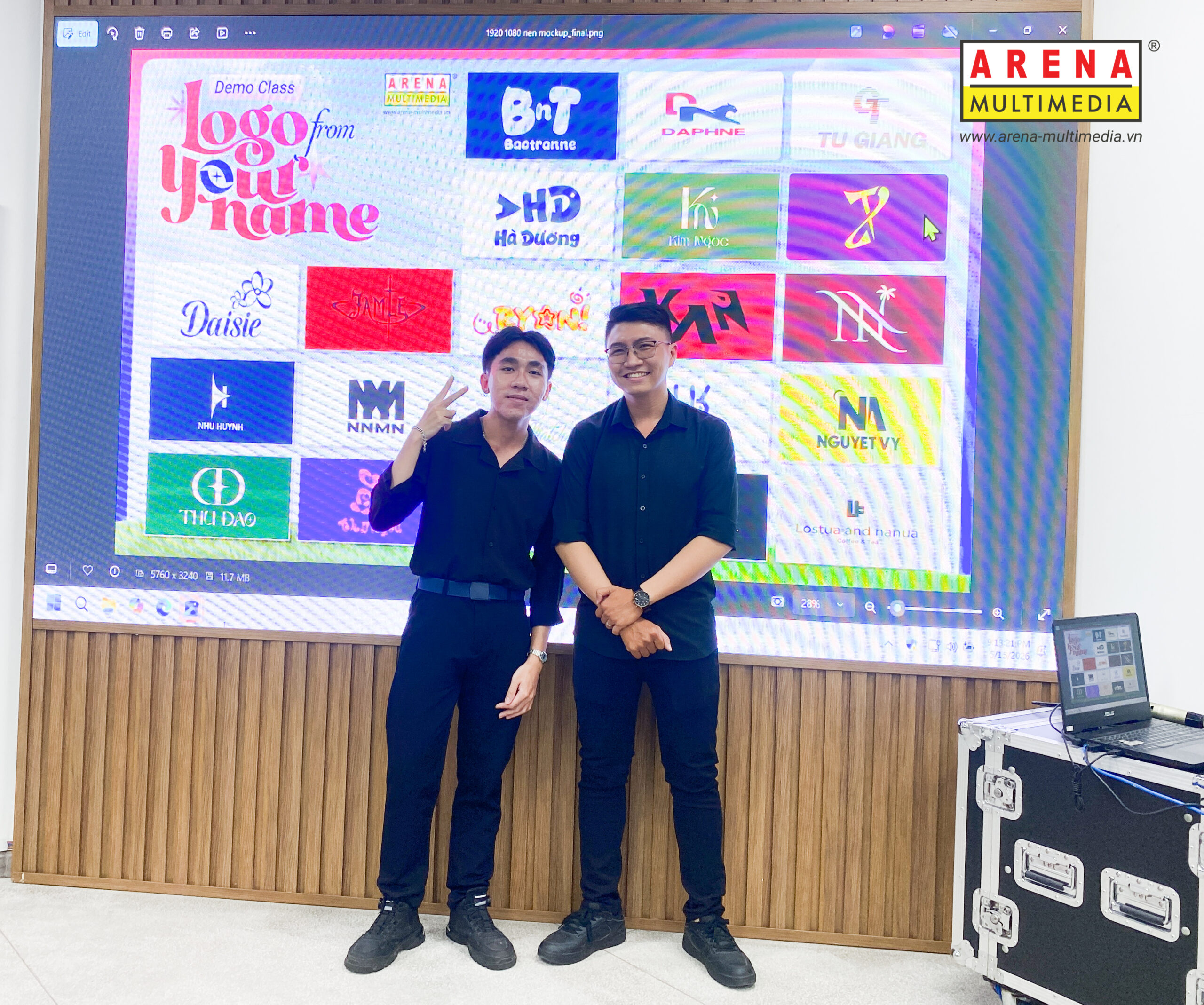Tìm hiểu quy trình thiết kế logo tại Demo Class “Logo From Your Name” từ chính tên gọi của mình Tìm hiểu quy trình thiết kế logo tại Demo Class “Logo From Your Name” từ chính tên gọi của mình