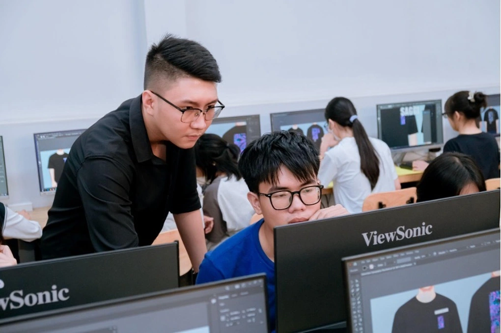 AI định hình lại ngành sáng tạo: Lời giải từ Arena Multimedia cho nhân sự 2026 AI định hình lại ngành sáng tạo: Lời giải từ Arena Multimedia cho nhân sự 2026
