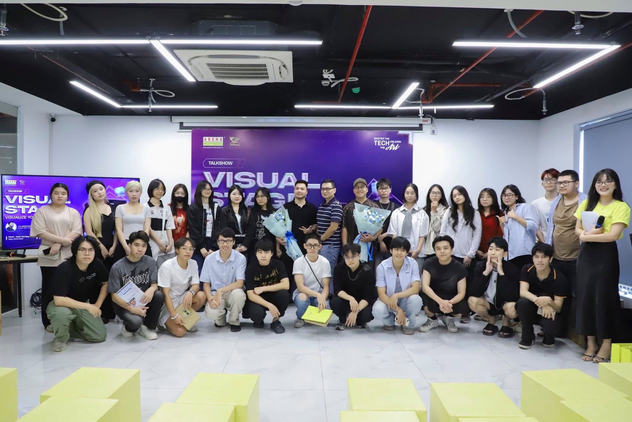 Talkshow “Visual Stage - Visualize your career”: Mở cánh cửa bước vào thế giới đứng sau những sân khấu triệu cảm xúc Talkshow “Visual Stage - Visualize your career”: Mở cánh cửa bước vào thế giới đứng sau những sân khấu triệu cảm xúc