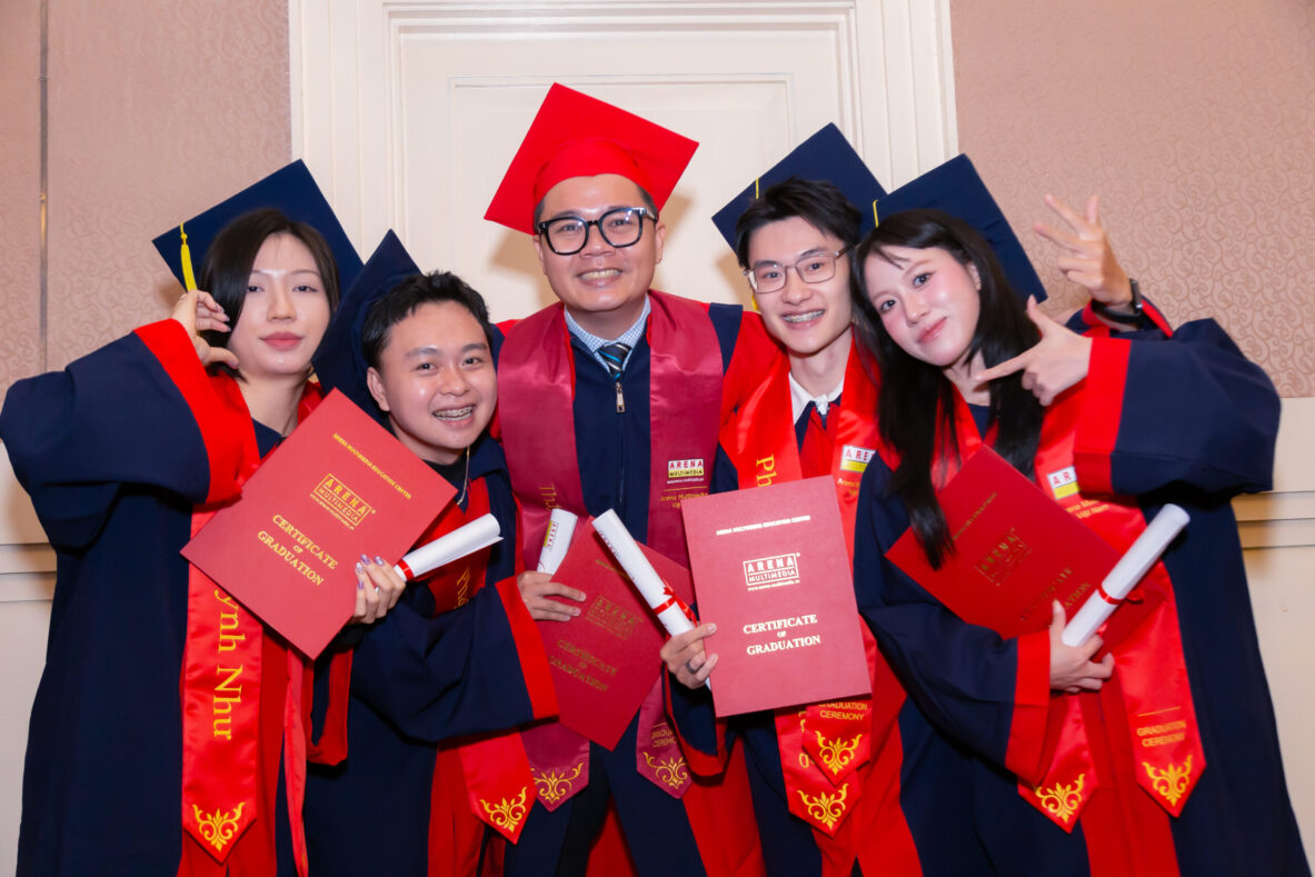 Lễ tốt nghiệp 2026: Vinh danh 673 tân khoa, sẵn sàng tỏa sáng trên hành trình mới Lễ tốt nghiệp 2026: Vinh danh 673 tân khoa, sẵn sàng tỏa sáng trên hành trình mới