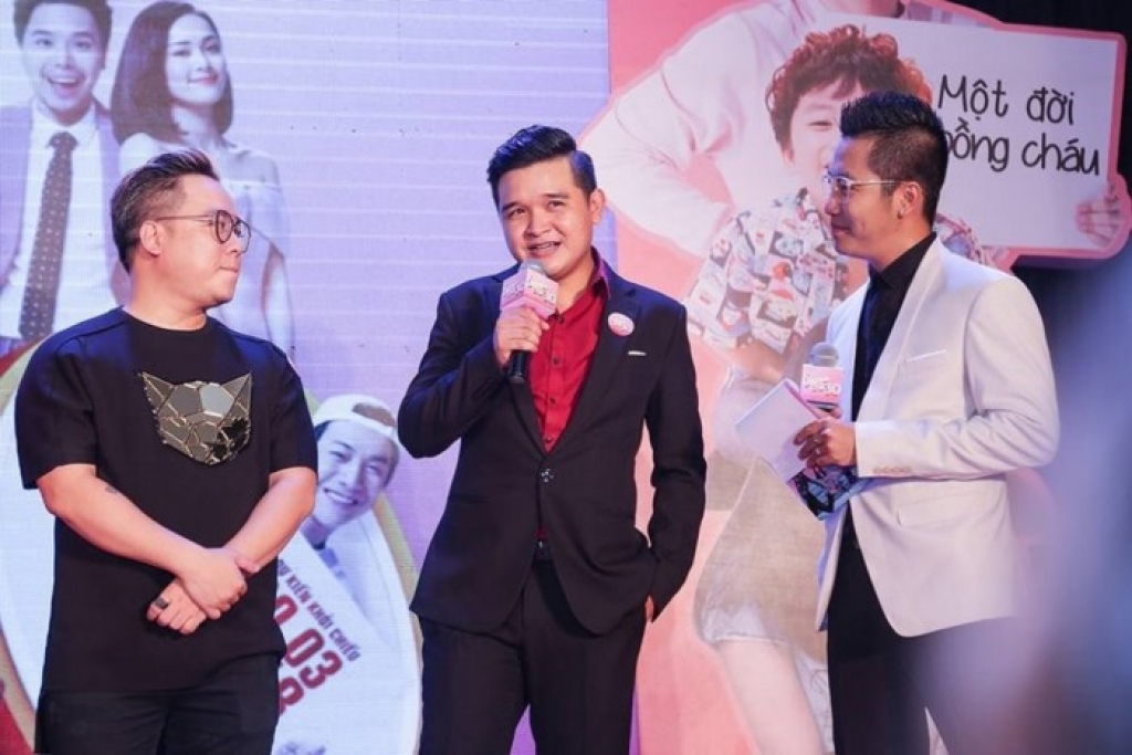 Đạo diễn Võ Thanh Hòa: "Truyền lửa cho người trẻ là cách tăng cảm hứng với chính mình" Đạo diễn Võ Thanh Hòa: "Truyền lửa cho người trẻ là cách tăng cảm hứng với chính mình"